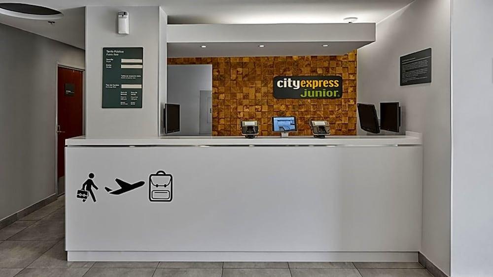 City Express Junior By Marriott Juarez Consulado Εξωτερικό φωτογραφία