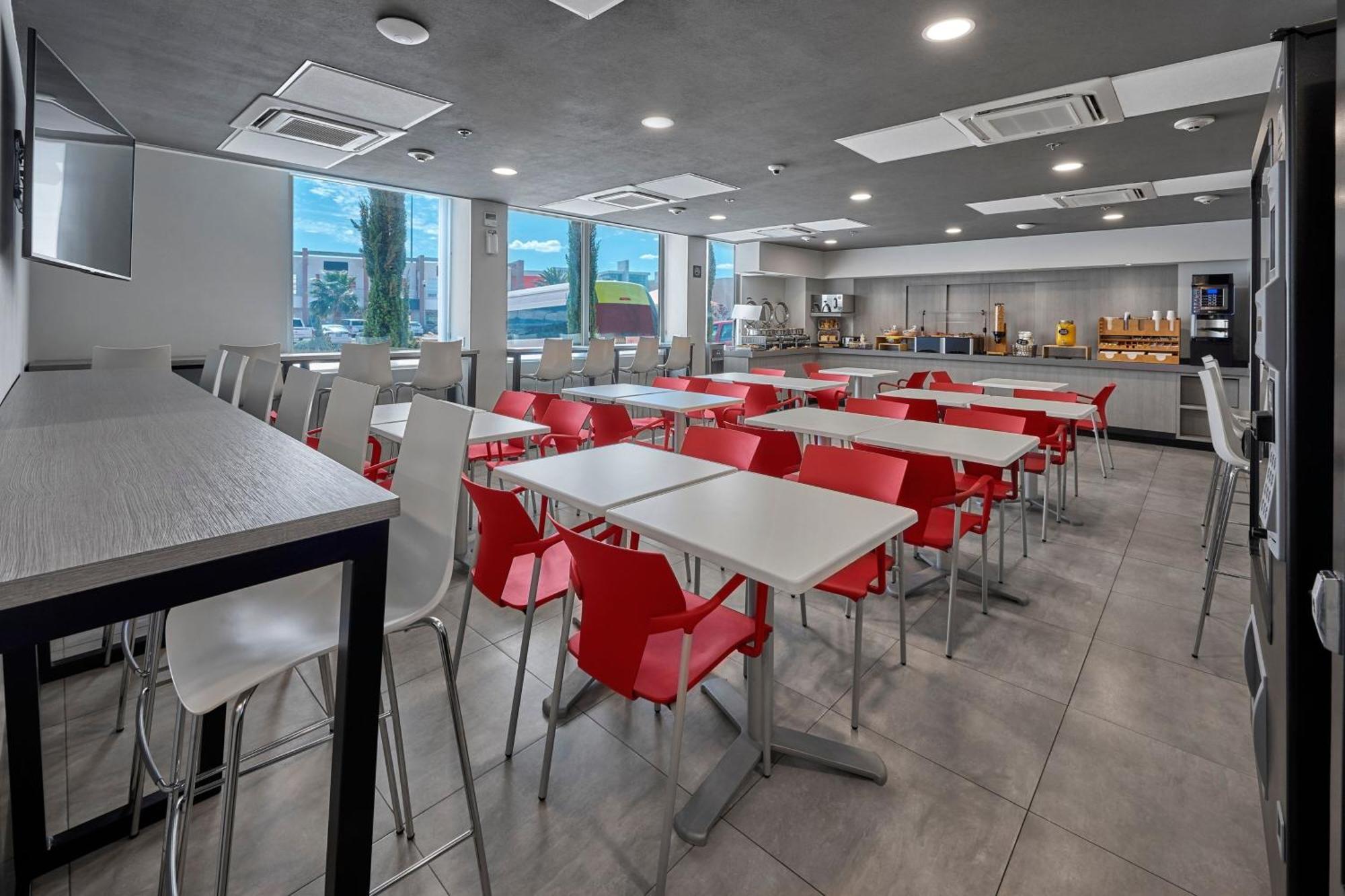 City Express Junior By Marriott Juarez Consulado Εξωτερικό φωτογραφία