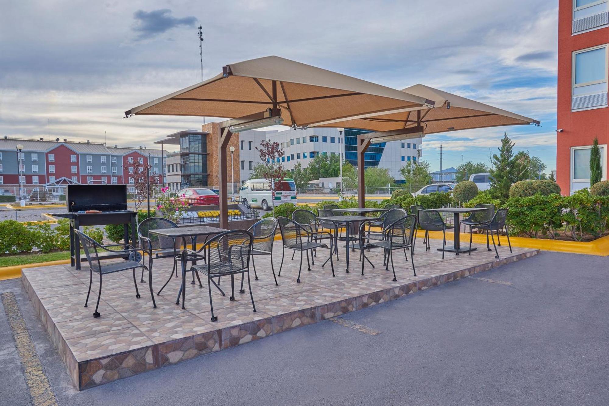 City Express Junior By Marriott Juarez Consulado Εξωτερικό φωτογραφία