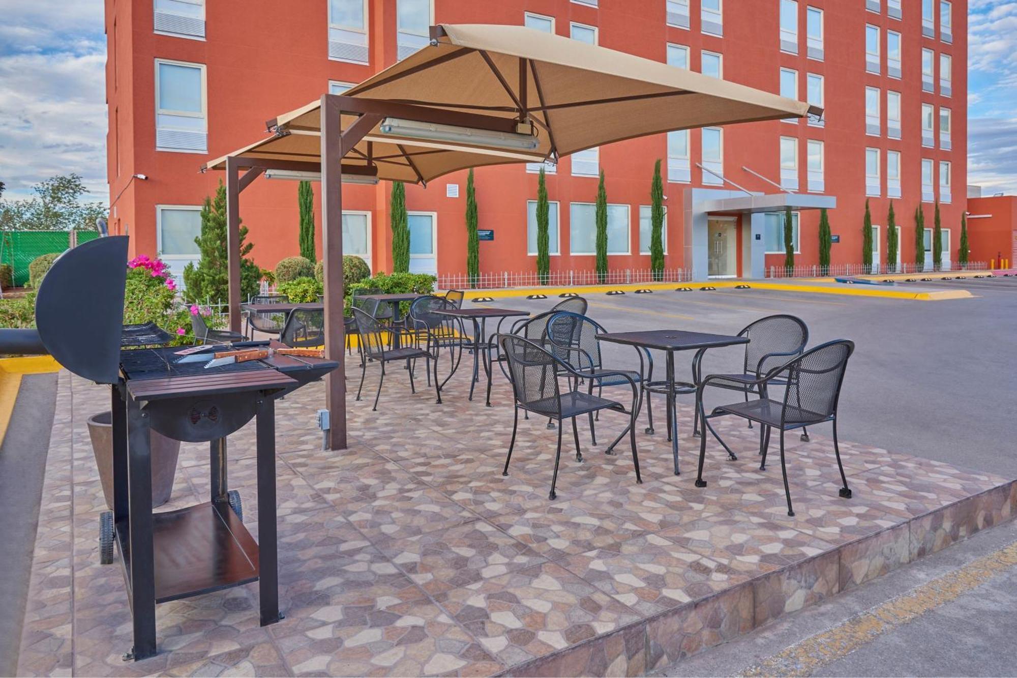 City Express Junior By Marriott Juarez Consulado Εξωτερικό φωτογραφία